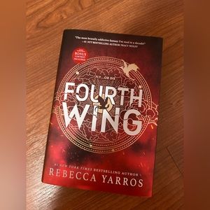 Fourth Wing by Rebecca Yarros Brand New Special Edition with black edges